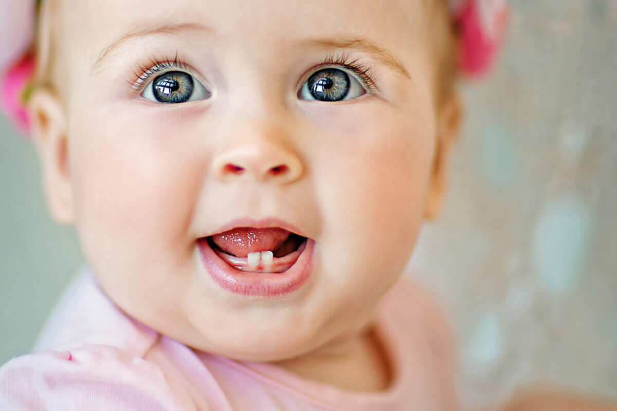 Bebeklerde Diş Çıkarma Belirtileri Nelerdir?