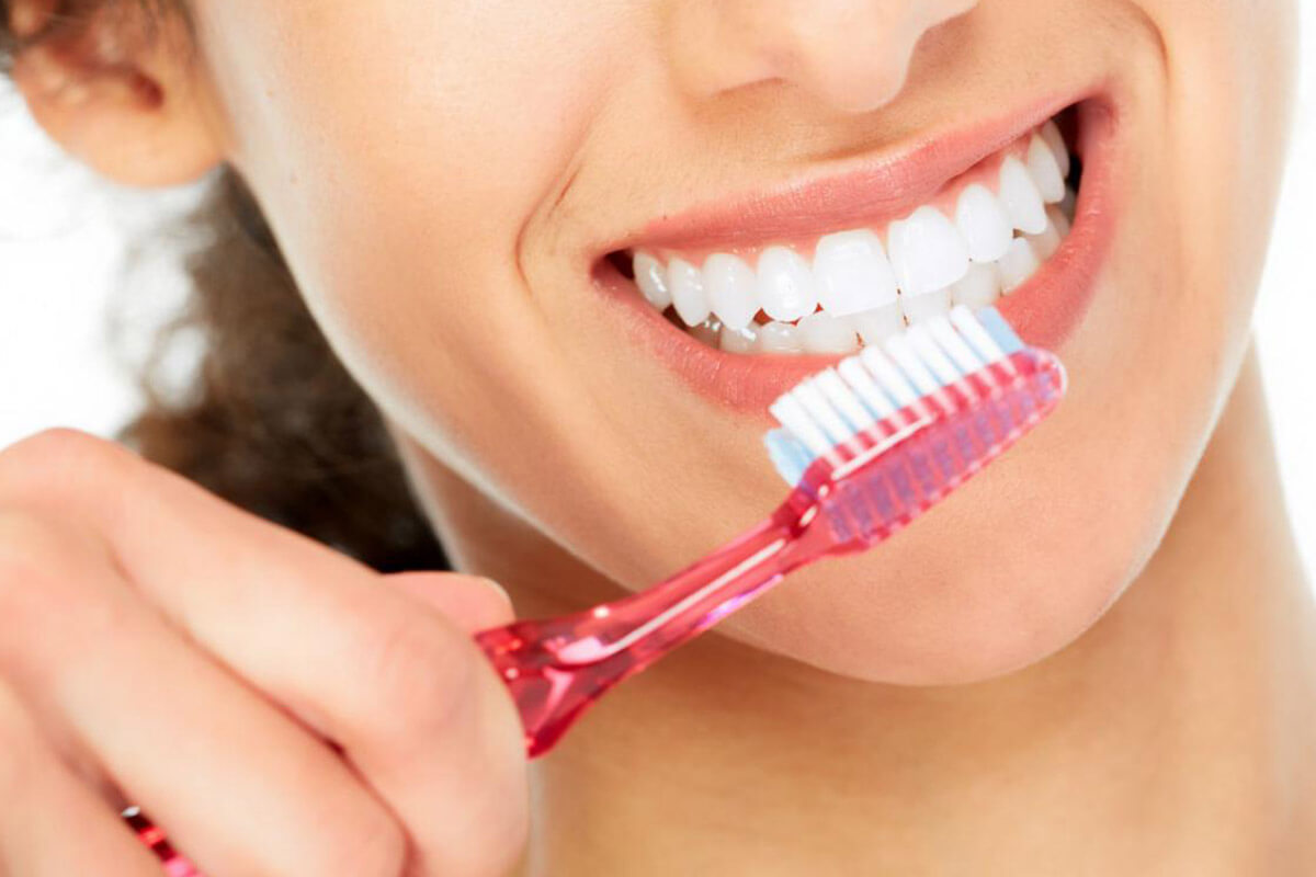 Doğru Diş Fırçalama Tekniği Nasıl Olmalıdır? Meltem Diş Poliklinikleri